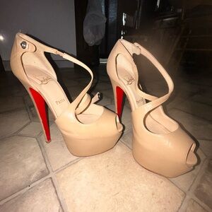 Christian Louboutin Exagona 160 platform pumps in Nude Patent Leather Red bottom